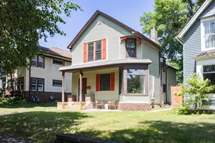 1031 St Clair Ave, Saint Paul, MN 55105 - Photo 2