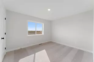 18314 Geyser Wy, Lakeville, MN 55044 - Photo 12