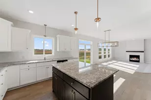 18314 Geyser Wy, Lakeville, MN 55044 - Photo 4