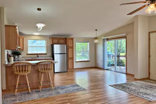 302 Central Ave S, Park Rapids, MN 56470 - Photo 6
