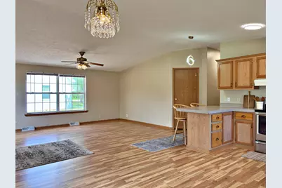 302 Central Avenue S, Park Rapids, MN 56470 - Photo 8