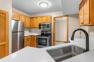 1585 Millpond Ct, Chaska, MN 55318 - Photo 8