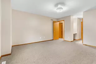 1585 Millpond Ct, Chaska, MN 55318 - Photo 22