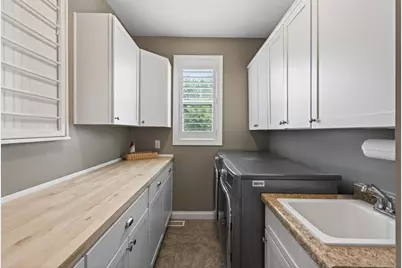 9081 Harrow Way, Eden Prairie, MN 55347 - Photo 32