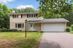 10928 London Dr, Burnsville, MN 55337 - Photo 1