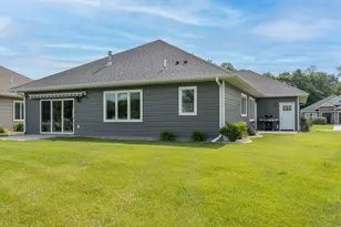 305 Dancing Waters Cir, Mankato, MN 56001 - Photo 46
