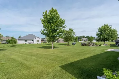 305 Dancing Waters Circle, Mankato, MN 56001 - Photo 48