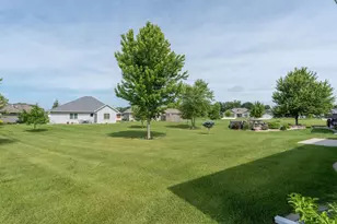 305 Dancing Waters Cir, Mankato, MN 56001 - Photo 48