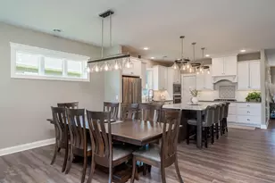 305 Dancing Waters Cir, Mankato, MN 56001 - Photo 10