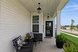 1063 Moers Dr, Chaska, MN 55318 - Photo 2