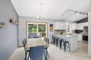 7066 159th St W, Apple Valley, MN 55124 - Photo 8