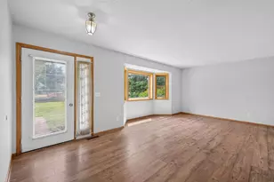 11264 Garnet Ct, Hanover, MN 55341 - Photo 6