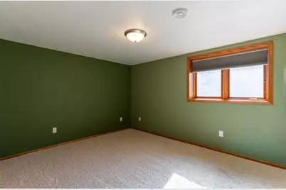 1913 Pentland Street, West Fargo, ND 58078 - Photo 32