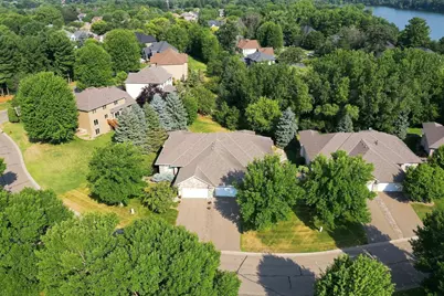 10276 Lancaster Lane, Woodbury, MN 55129 - Photo 30