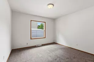 1534 Larpenteur Ave E, Saint Paul, MN 55109 - Photo 26