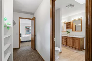 1534 Larpenteur Ave E, Saint Paul, MN 55109 - Photo 18