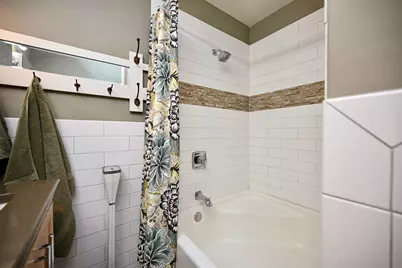 65 E Broadway Street, Winona, MN 55987 - Photo 18