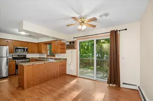 300 Quaker Ln N, Plymouth, MN 55441 - Photo 8