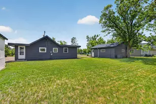 213 Roosevelt Rd SW, Bemidji, MN 56601 - Photo 4