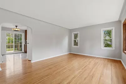 6114 Dupont Avenue N, Brooklyn Center, MN 55430 - Photo 10
