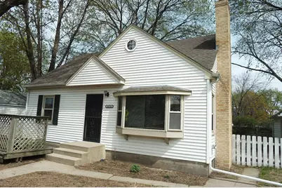 6114 Dupont Avenue N, Brooklyn Center, MN 55430 - Photo 2