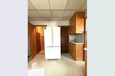 123 E 12th Street, Fairmont, MN 56031 - Photo 6