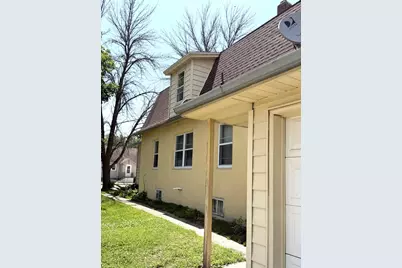 123 E 12th Street, Fairmont, MN 56031 - Photo 4