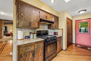 6680 Lotus Trail, Chanhassen, MN 55317 - Photo 16