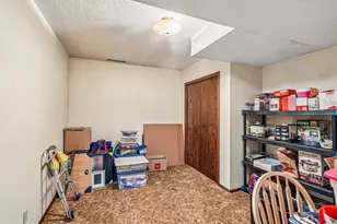 6680 Lotus Trail, Chanhassen, MN 55317 - Photo 38