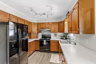 1557 5th St, White Bear Lake, MN 55110 - Photo 8