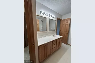 6884 Meadow Grass Lane S, Cottage Grove, MN 55016 - Photo 32