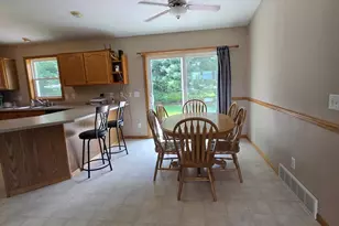 207 2nd Ave NW, Altura, MN 55910 - Photo 4