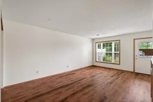 10104 Fillmore St NE, Blaine, MN 55434 - Photo 4