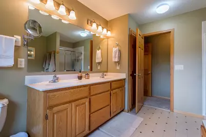 3895 Arlington Drive, Woodbury, MN 55129 - Photo 44