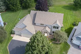 3895 Arlington Dr, Woodbury, MN 55129 - Photo 68