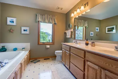 3895 Arlington Drive, Woodbury, MN 55129 - Photo 42