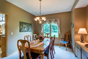 3895 Arlington Dr, Woodbury, MN 55129 - Photo 8