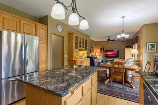 3895 Arlington Dr, Woodbury, MN 55129 - Photo 14