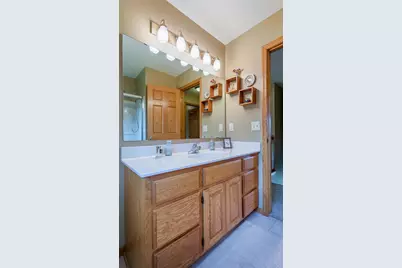 3895 Arlington Drive, Woodbury, MN 55129 - Photo 36