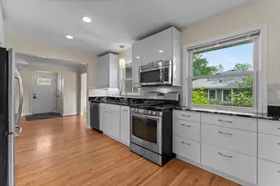 4705 Valley View Rd, Edina, MN 55424 - Photo 16