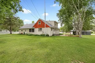 515 6th St SE, Little Falls, MN 56345 - Photo 2
