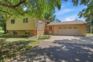 455 Green Mill Ln, Hudson, WI 54016 - Photo 1