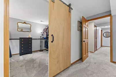 8430 Hiawatha Avenue, Eden Prairie, MN 55347 - Photo 24