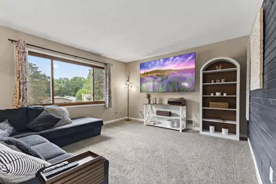8430 Hiawatha Avenue, Eden Prairie, MN 55347 - Photo 8