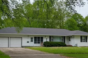112 S 12th St, Montevideo, MN 56265 - Photo 2