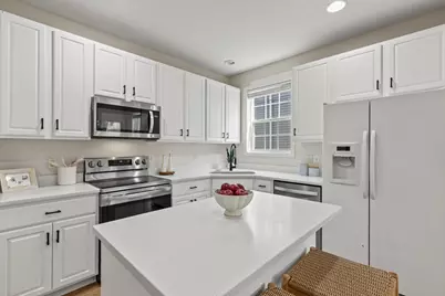 15734 Porchlight Lane, Eden Prairie, MN 55347 - Photo 10