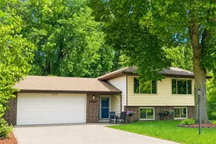 3629 Coolidge St NE, Saint Anthony, MN 55418 - Photo 2