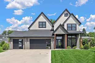 4998 Beach St NE, Prior Lake, MN 55372 - Photo 2