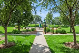 868 Princeton Ave, Shakopee, MN 55379 - Photo 48