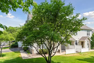 868 Princeton Avenue, Shakopee, MN 55379 - Photo 2